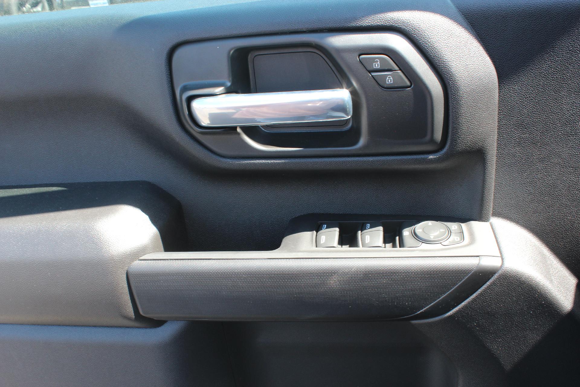 2025 GMC Sierra 2500 HD Vehicle Photo in AURORA, CO 80012-4011