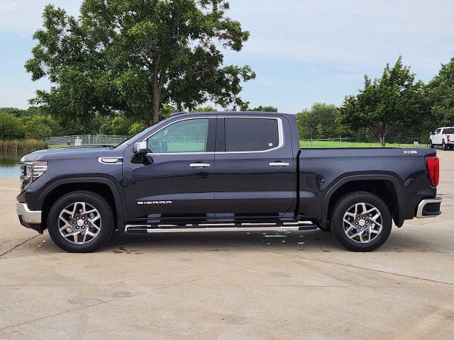 2023 GMC Sierra 1500 Vehicle Photo in DENTON, TX 76210-9321