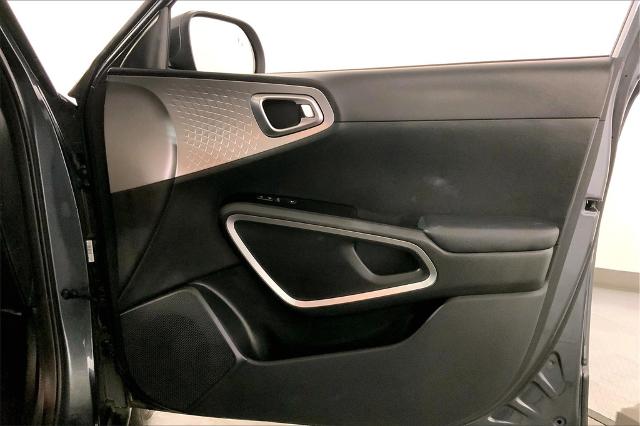 2024 Kia Soul Vehicle Photo in Lees Summit, MO 64086