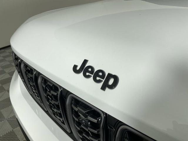 2023 Jeep Grand Cherokee L Vehicle Photo in GILBERT, AZ 85297-0402