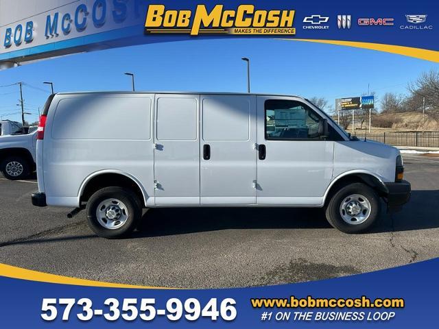 2024 Chevrolet Express Cargo 2500 Vehicle Photo in COLUMBIA, MO 65203-3903
