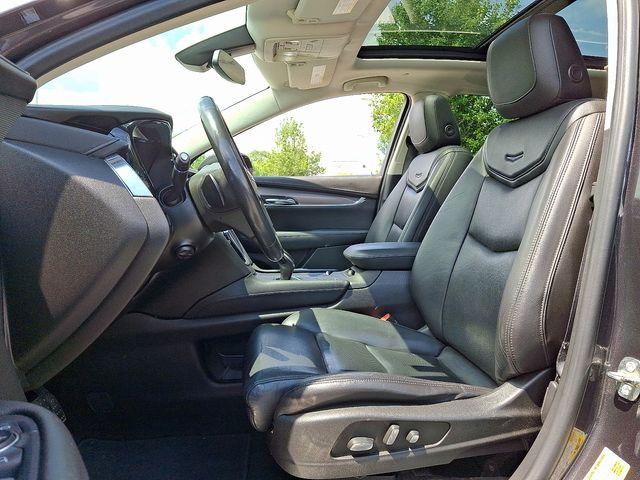 2017 Cadillac XT5 Vehicle Photo in DANBURY, CT 06810-5034