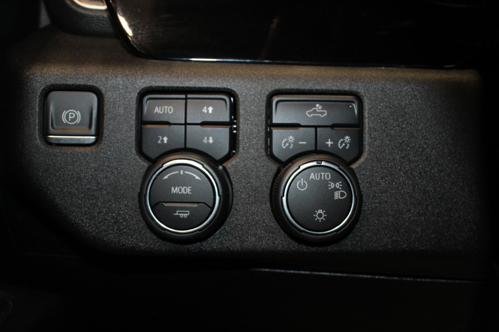 2022 Chevrolet Silverado 1500 Vehicle Photo in NORTHAMPTON, MA 01060-1120