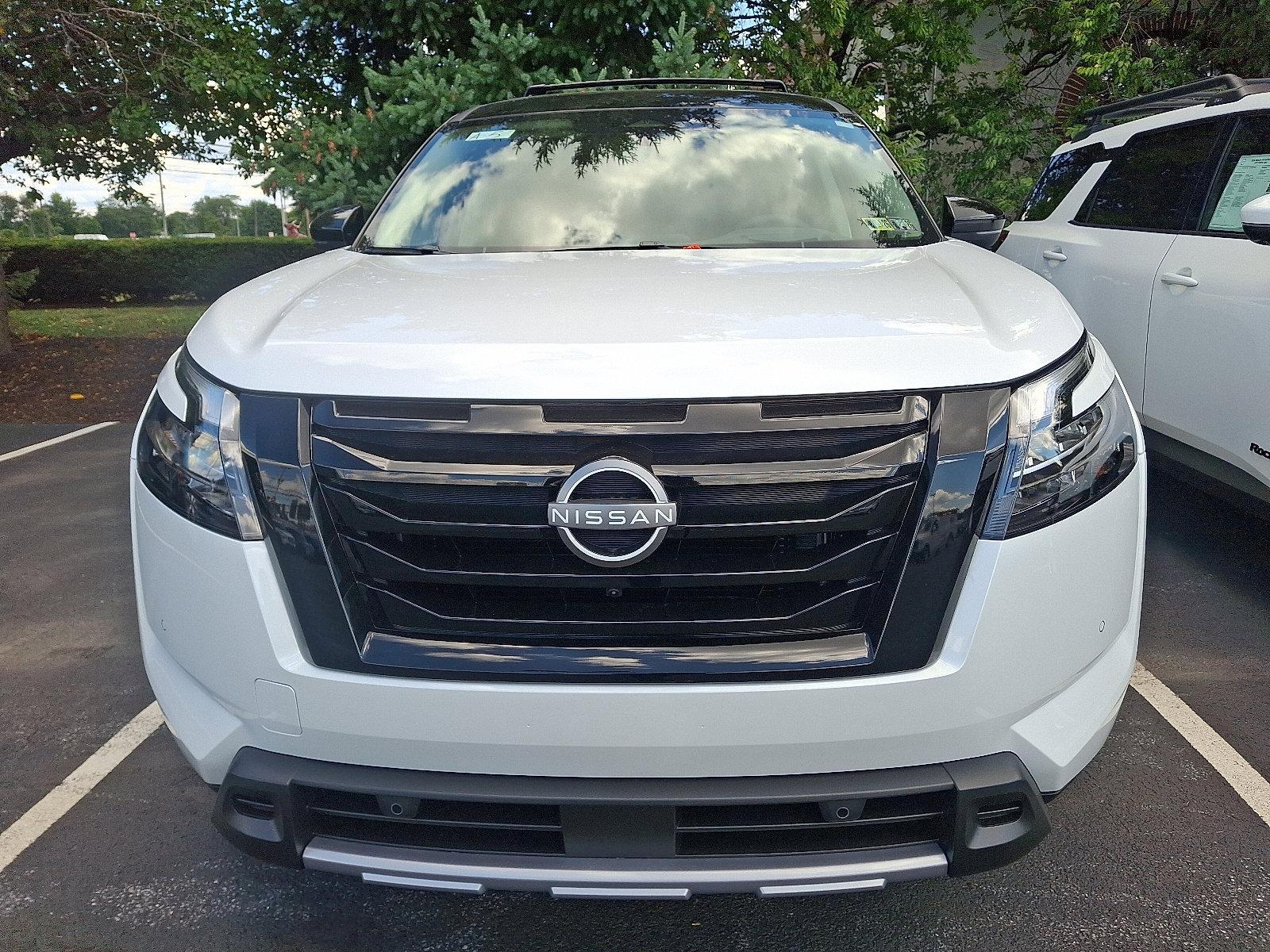 2025 Nissan Pathfinder Vehicle Photo in Harrisburg, PA 17111-1033