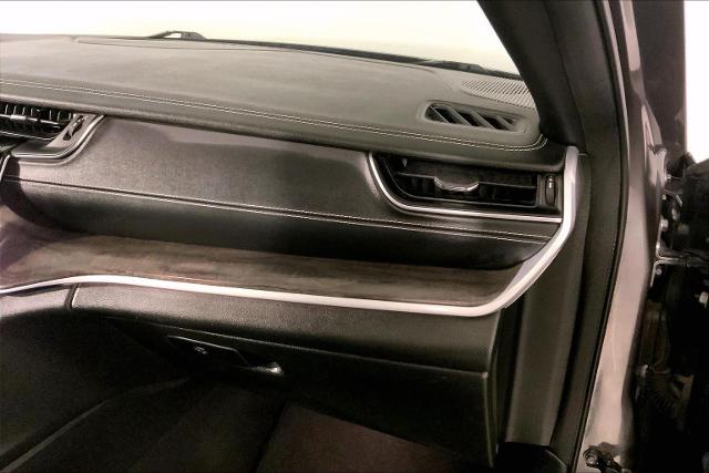 2024 Jeep Grand Cherokee L Vehicle Photo in INDEPENDENCE, MO 64055-1314