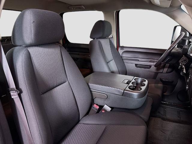 2013 Chevrolet Silverado 3500 HD Vehicle Photo in PUYALLUP, WA 98371-4149