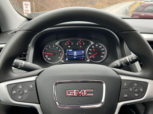 2023 GMC Acadia Vehicle Photo in Pleasant Hills, PA 15236