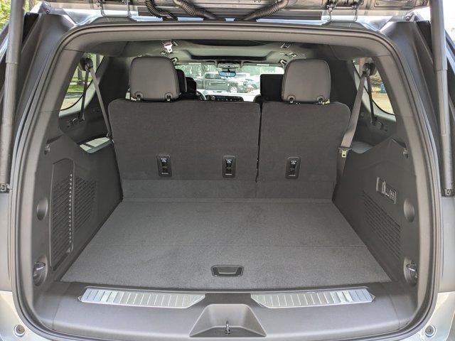 2025 Chevrolet Suburban Vehicle Photo in BRUNSWICK, GA 31525-1881