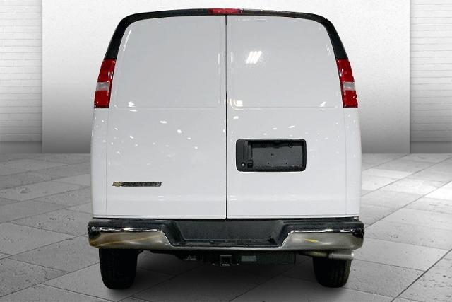 2025 Chevrolet Express Cargo Van Vehicle Photo in KANSAS CITY, MO 64114-4502
