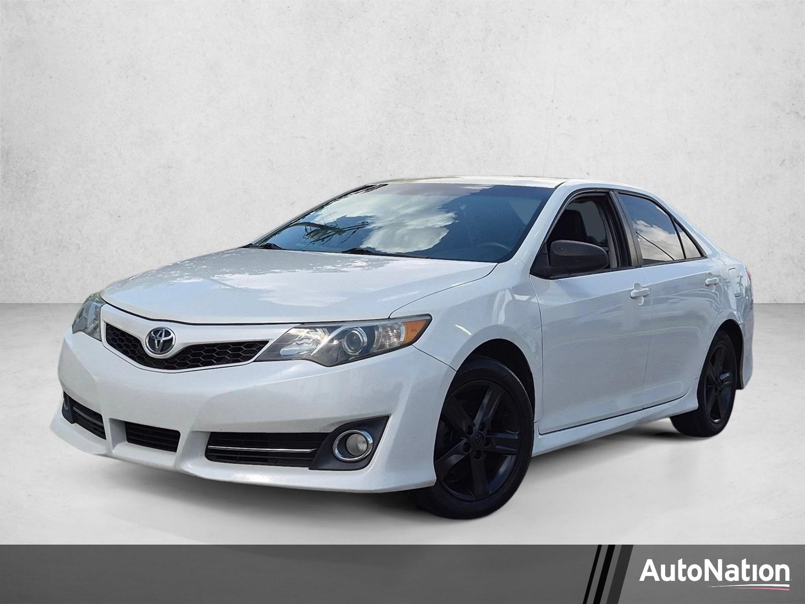 2014 Toyota Camry Vehicle Photo in Miami, FL 33015