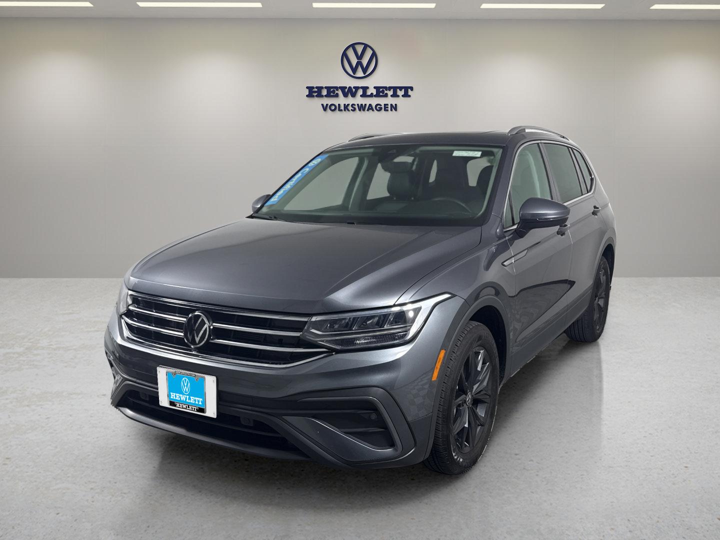 2024 Volkswagen Tiguan Vehicle Photo in Georgetown, TX 78626