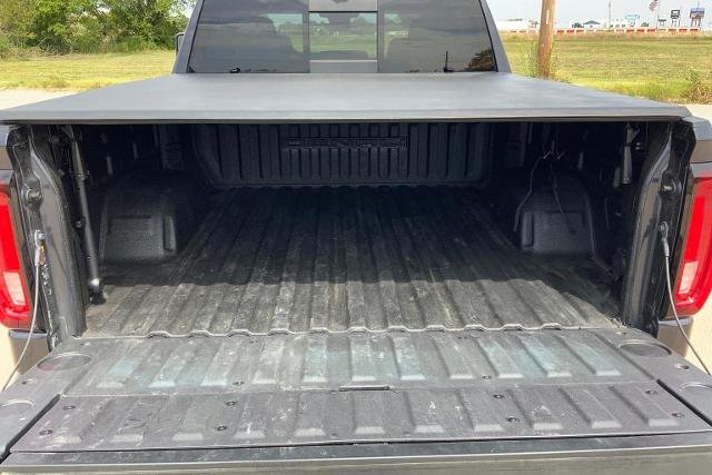 2024 GMC Sierra 1500 Vehicle Photo in TOPEKA, KS 66609-0000