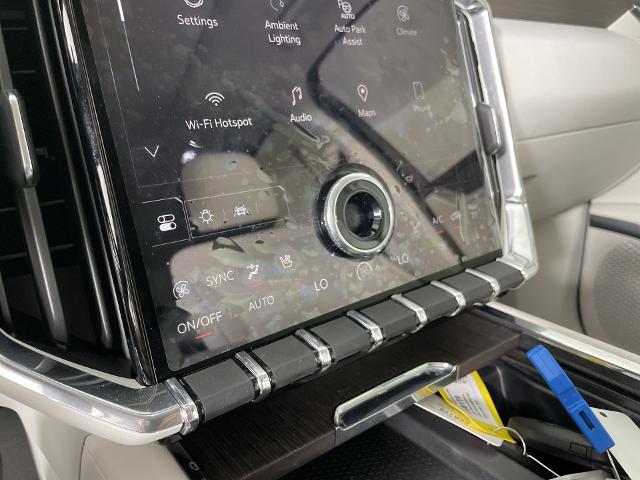 2024 GMC Acadia Vehicle Photo in GILBERT, AZ 85297-0402