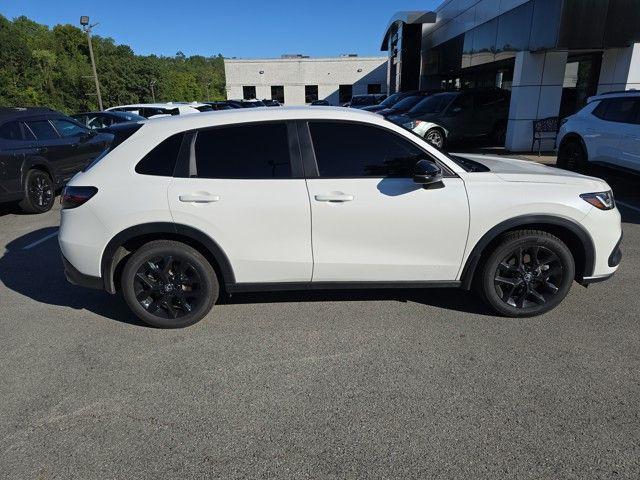 2025 Honda HR-V Vehicle Photo in Pleasant Hills, PA 15236