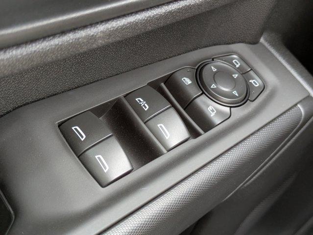 2025 Chevrolet Silverado 3500 HD Vehicle Photo in BRUNSWICK, GA 31525-1881