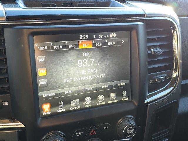 2017 Ram 1500 Vehicle Photo in Pleasant Hills, PA 15236