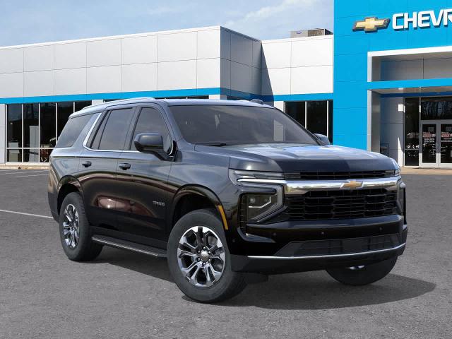 2025 Chevrolet Tahoe Vehicle Photo in MOON TOWNSHIP, PA 15108-2571