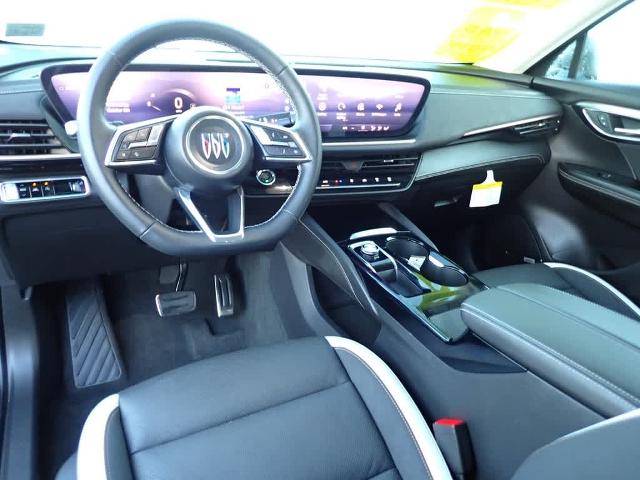 2025 Buick Envision Vehicle Photo in ZELIENOPLE, PA 16063-2910