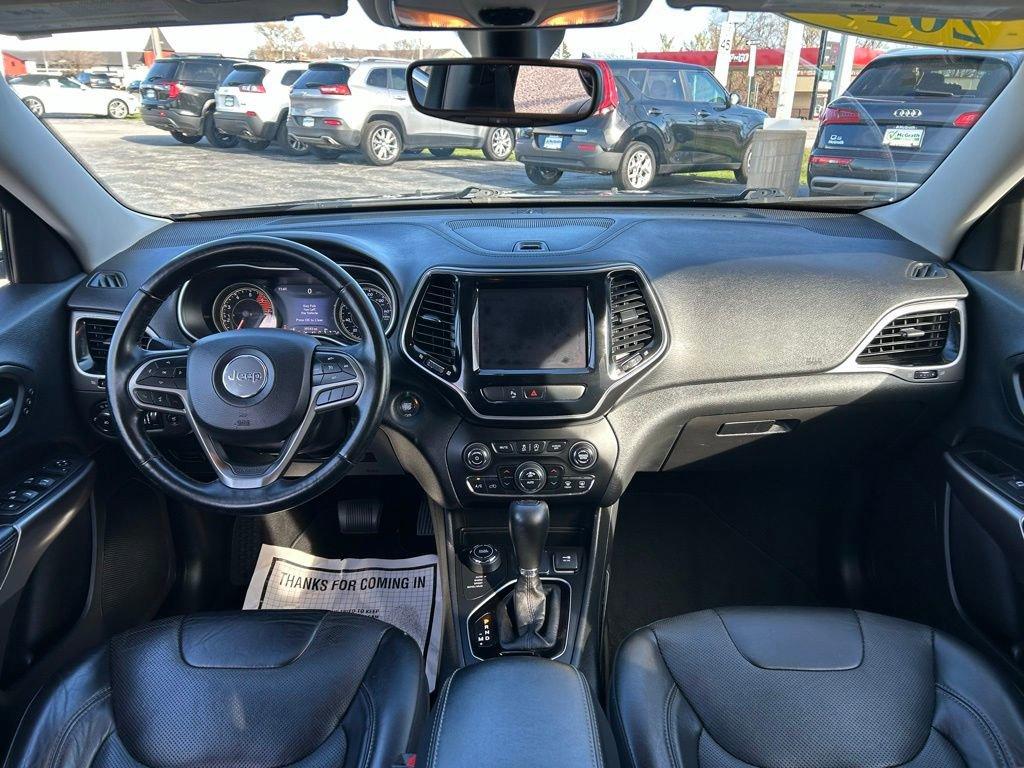 2019 Jeep Cherokee Vehicle Photo in Cedar Rapids, IA 52402