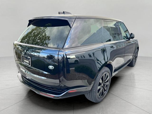 2023 Range Rover Vehicle Photo in Appleton, WI 54913