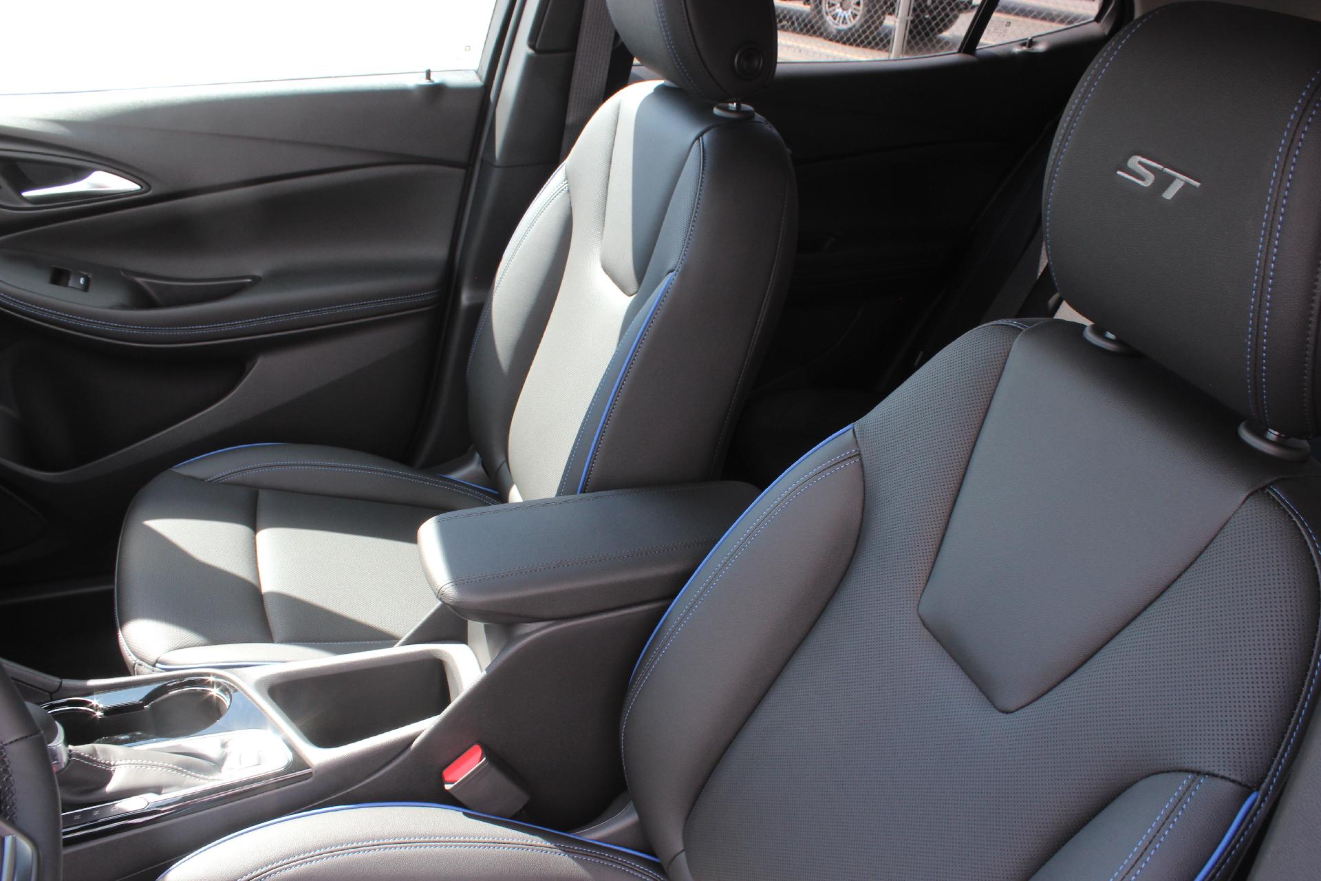 2026 Buick Encore GX Vehicle Photo in AURORA, CO 80012-4011