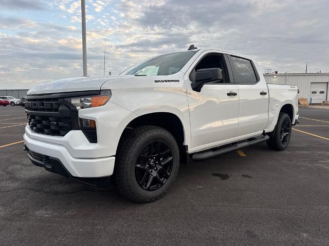 Summit White 2026 Chevrolet Silverado 1500 Pickup Truck Four-Wheel Drive 8-Speed Automatic