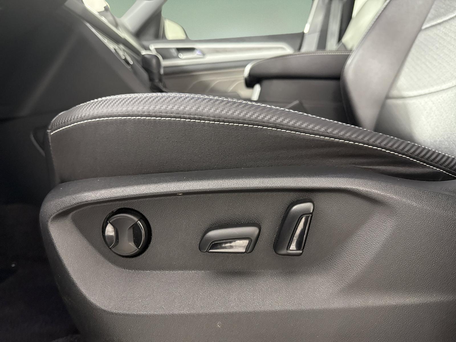 2022 Volkswagen Atlas Cross Sport Vehicle Photo in Georgetown, TX 78626