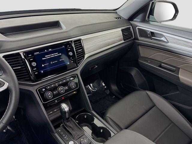 2023 Volkswagen Atlas Cross Sport Vehicle Photo in Puyallup, WA 98371