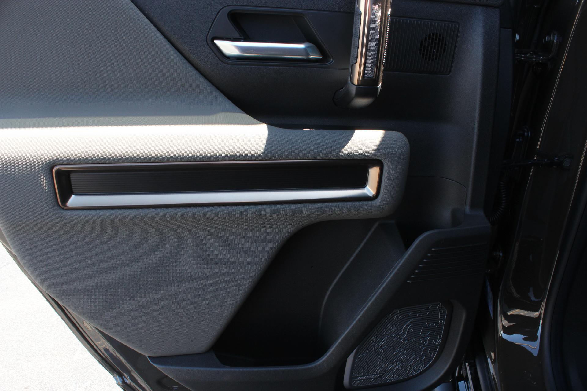 2024 GMC HUMMER EV SUV Vehicle Photo in AURORA, CO 80012-4011