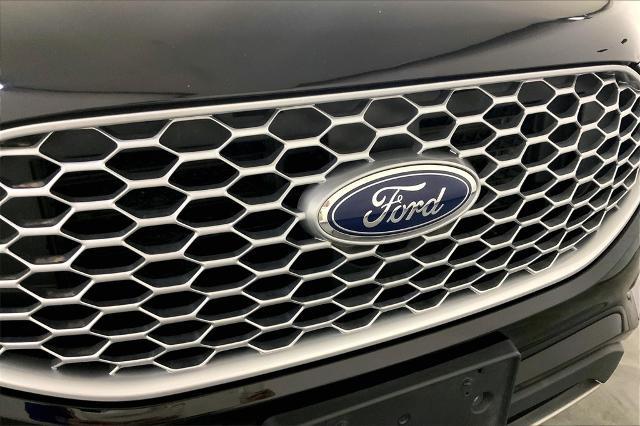 2024 Ford Edge Vehicle Photo in Lees Summit, MO 64086