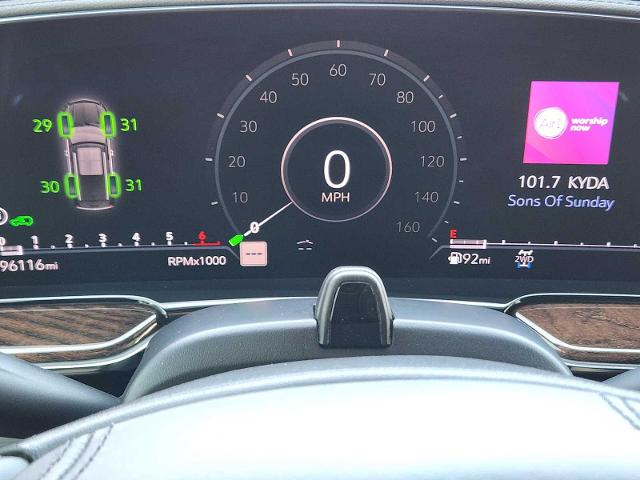 2022 Cadillac Escalade ESV Vehicle Photo in DENTON, TX 76210-9321