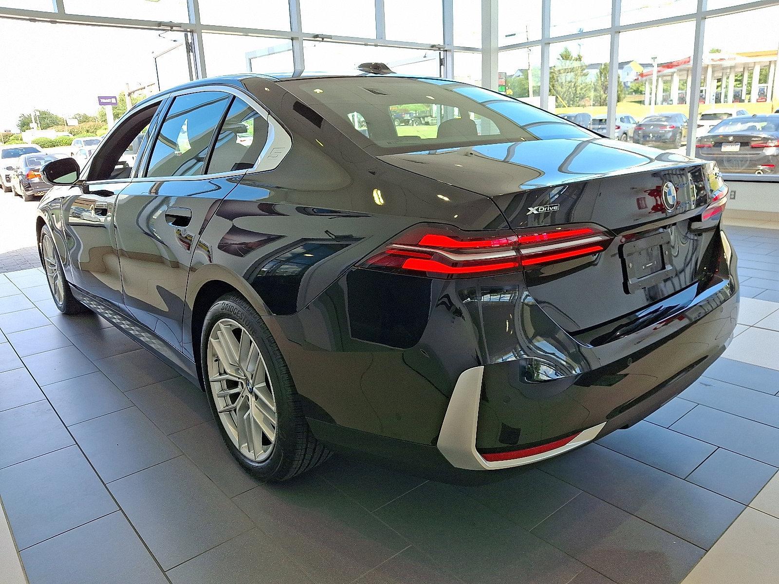 2024 BMW 540i xDrive Vehicle Photo in Lancaster, PA 17601