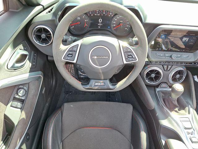 2022 Chevrolet Camaro Vehicle Photo in DANBURY, CT 06810-5034