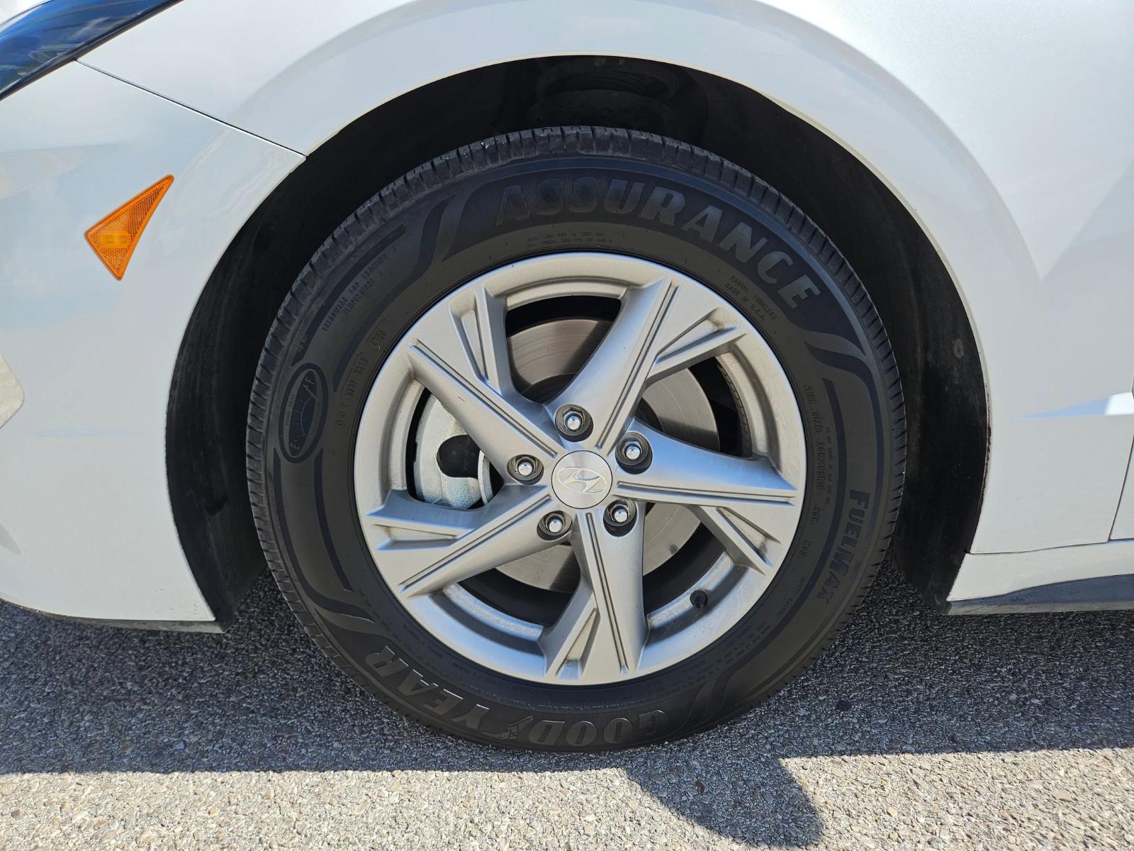 2021 Hyundai SONATA Vehicle Photo in Seguin, TX 78155