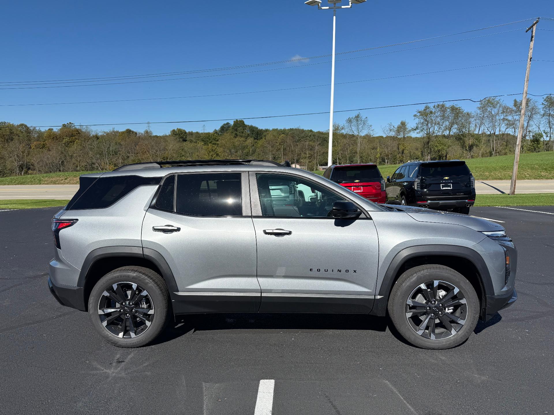 2027 Chevrolet Equinox photo 6 of 10