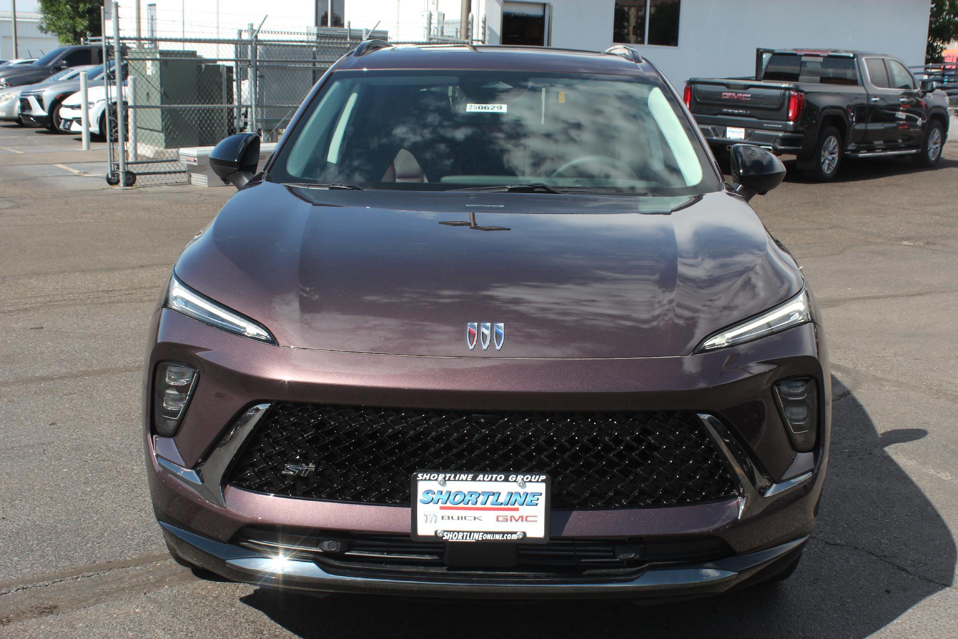 2025 Buick Envision Vehicle Photo in AURORA, CO 80012-4011