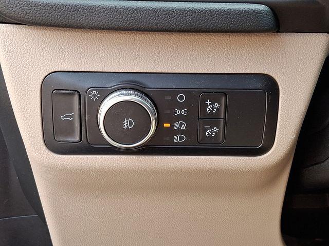 2020 Ford Escape Vehicle Photo in DANBURY, CT 06810-5034