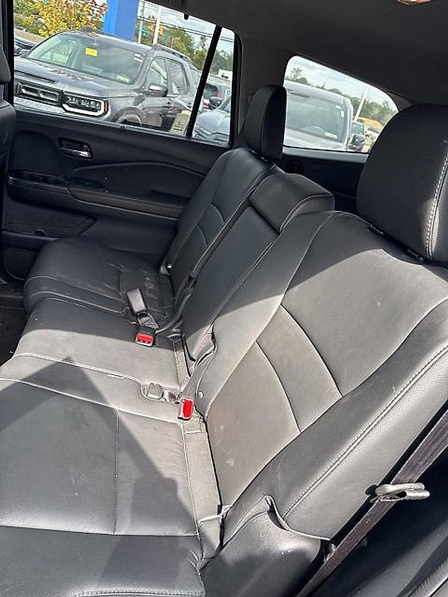2022 Honda Pilot Vehicle Photo in Harrisburg, PA 17111