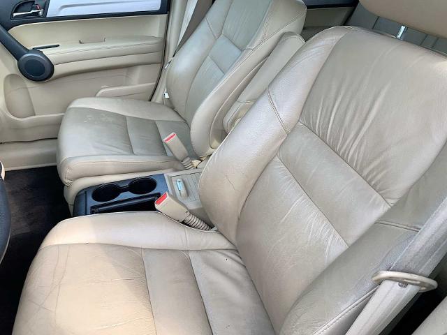 2010 Honda CR-V Vehicle Photo in MOON TOWNSHIP, PA 15108-2571