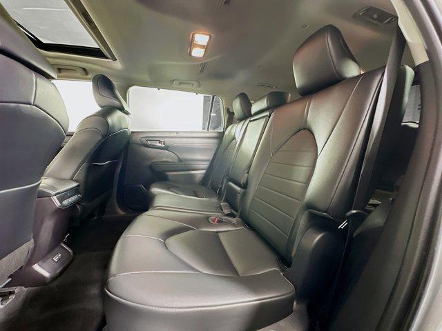 2022 Toyota Highlander Vehicle Photo in Flemington, NJ 08822