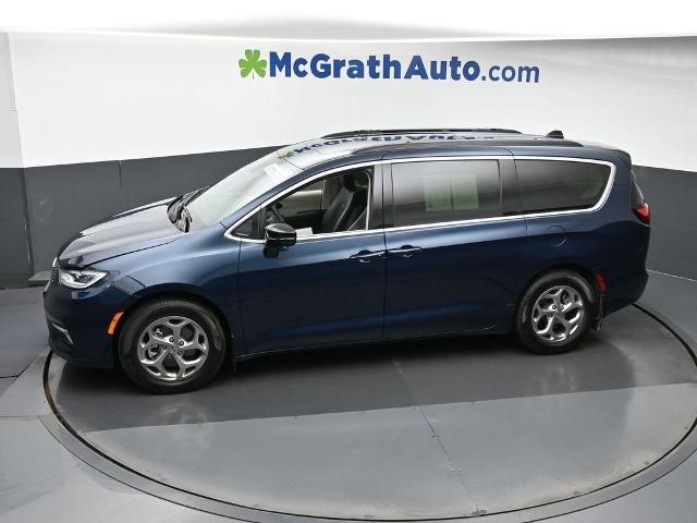 2024 Chrysler Pacifica Vehicle Photo in Cedar Rapids, IA 52402