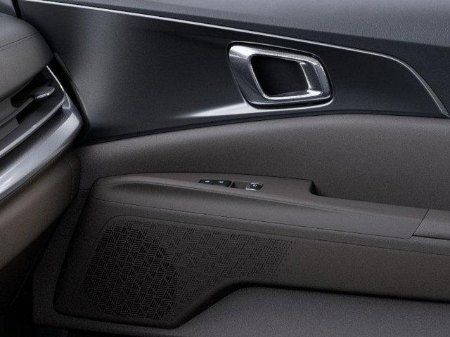 2025 Kia Carnival Vehicle Photo in Westbrook, ME 04092