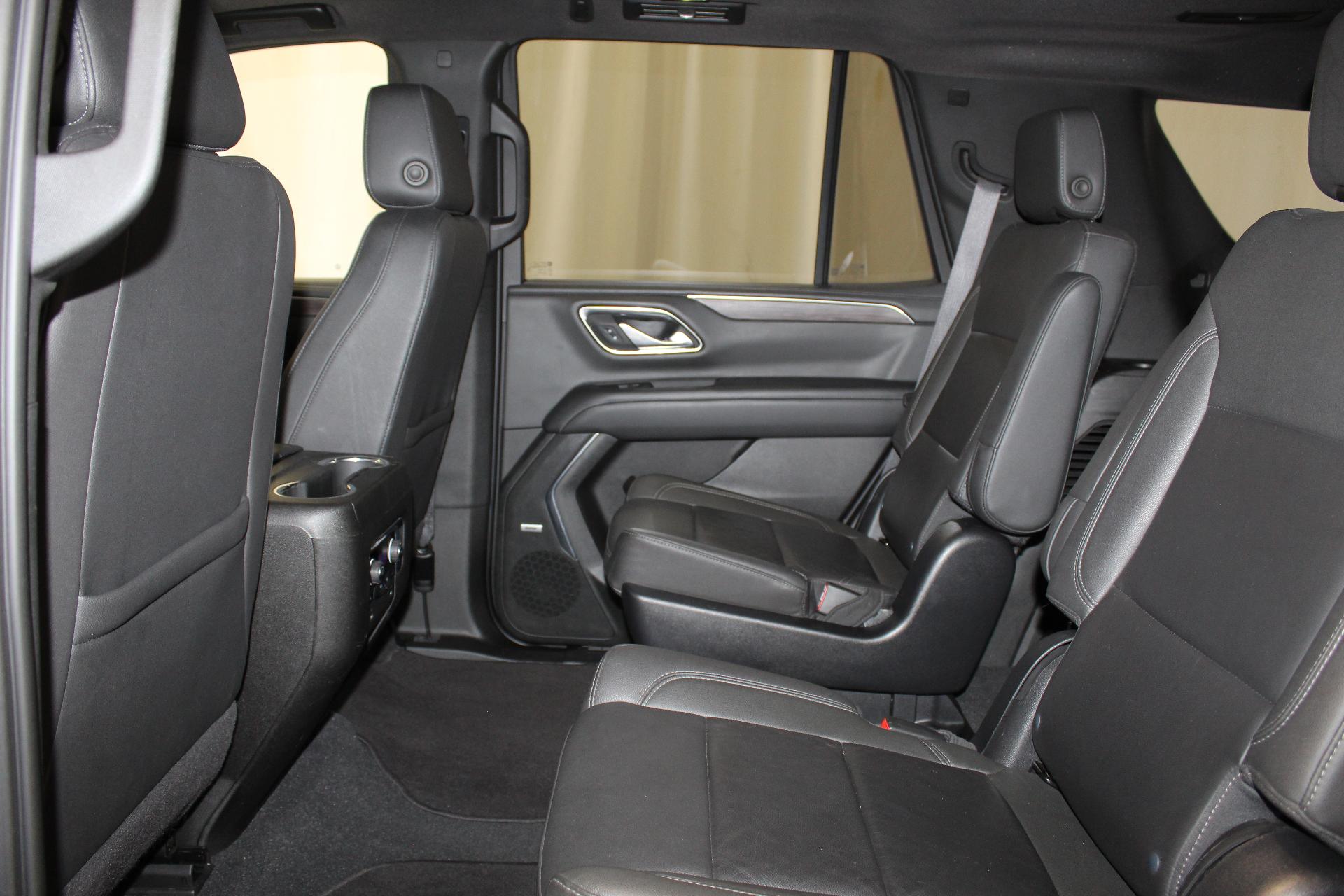 2022 Chevrolet Tahoe Vehicle Photo in NORTHAMPTON, MA 01060-1120