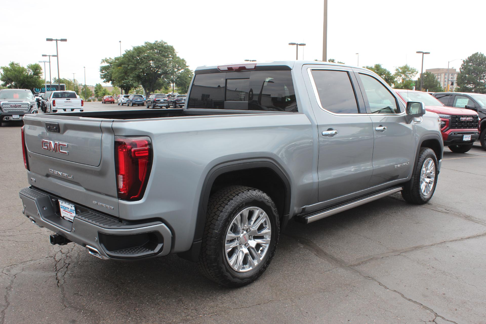 2025 GMC Sierra 1500 Vehicle Photo in AURORA, CO 80012-4011