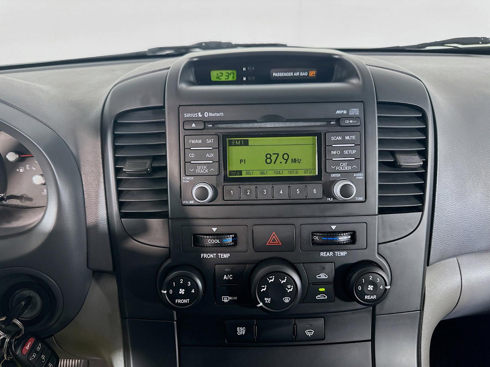 2011 Kia Sedona Vehicle Photo in Langhorne, PA 19047
