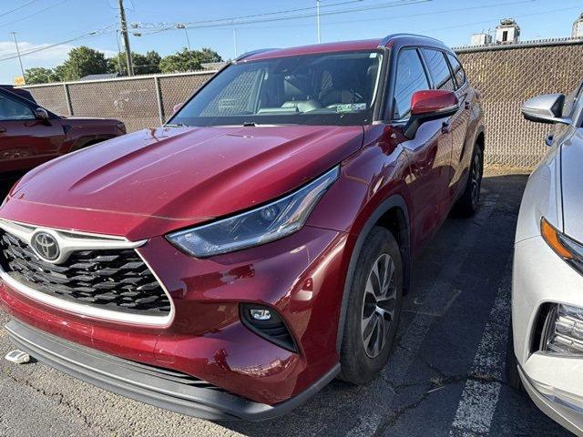 2021 Toyota Highlander Vehicle Photo in Philadelphia, PA 19116