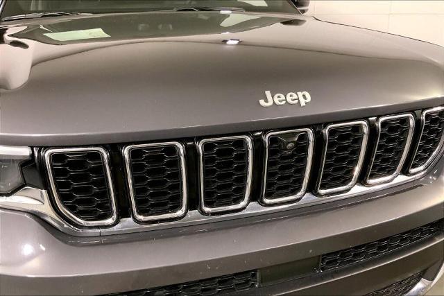 2024 Jeep Grand Cherokee L Vehicle Photo in Kansas City, MO 64114