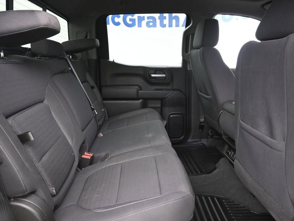 2021 Chevrolet Silverado 1500 Vehicle Photo in Marion, IA 52302