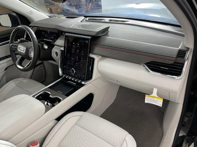 2024 GMC Acadia Vehicle Photo in GILBERT, AZ 85297-0402