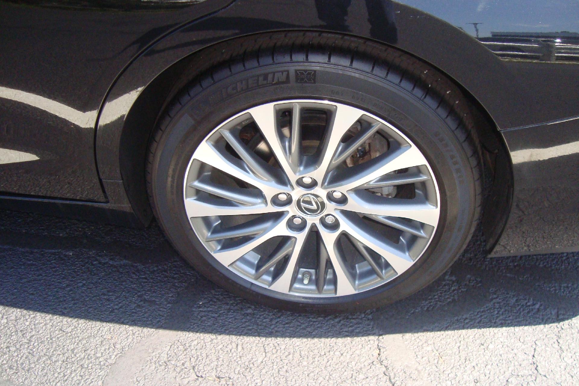 2020 Lexus ES 350 Vehicle Photo in PORTSMOUTH, NH 03801-4196